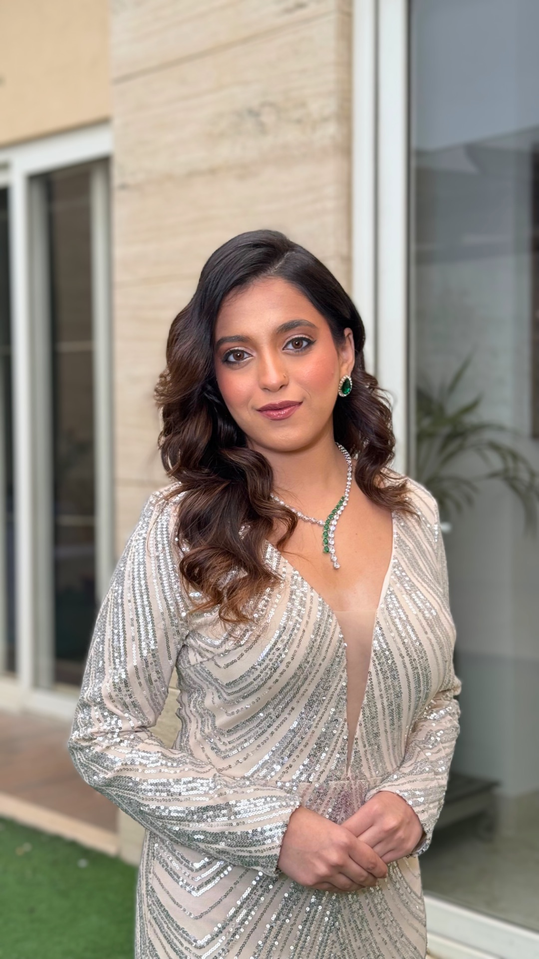 Glamour cocktail makeup
